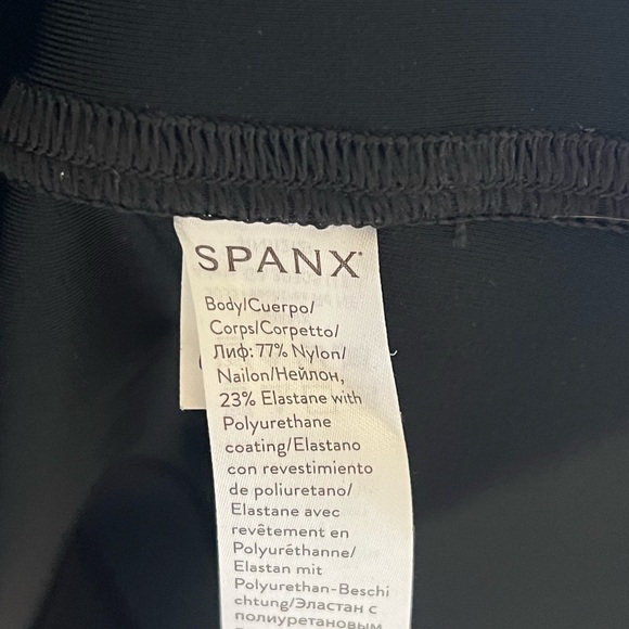 Spanx faux/vegan leather jacket size M - Picture 7 of 7
